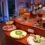 Kral - Business & Serviced Hotell Erlangen