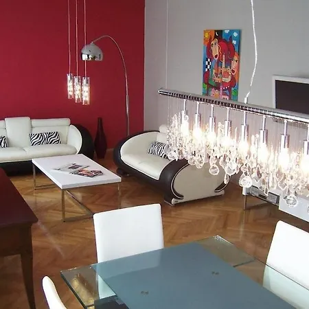 Kral - Business & Serviced 4* Erlangen