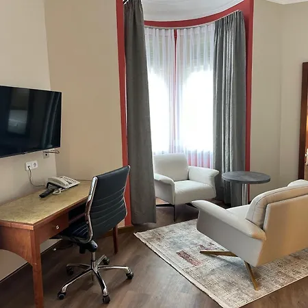 Hotel Kral - Business & Serviced