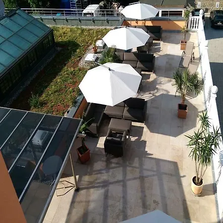 Hotel Kral - Business & Serviced 4*