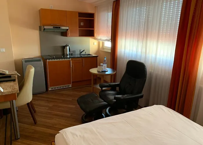 Hotel Kral - Business & Serviced Erlangen