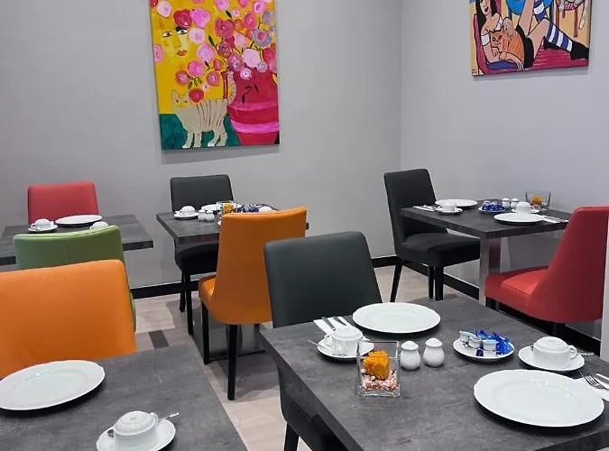 Kral - Business & Serviced 4*