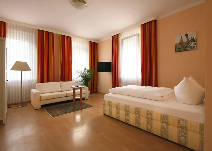 Kral - Business & Serviced 4*