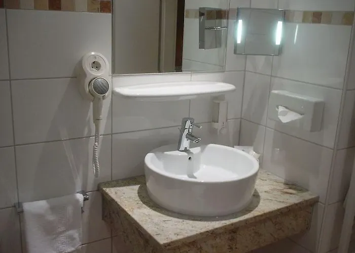 Kral - Business & Serviced 4*