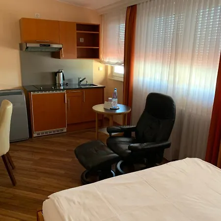 Hotel Kral - Business & Serviced Erlangen