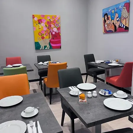 Kral - Business & Serviced 4*