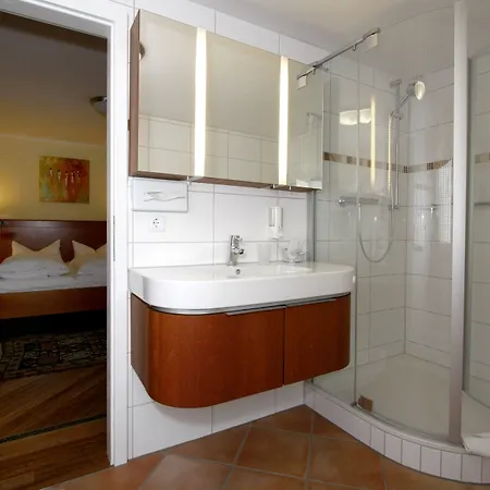 Hotel Kral - Business & Serviced Erlangen