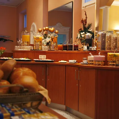 Hotel Kral - Business & Serviced