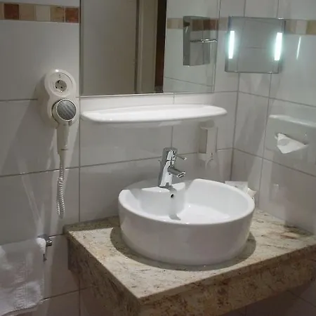 Kral - Business & Serviced 4*
