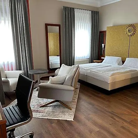 Hotel Kral - Business & Serviced Erlangen